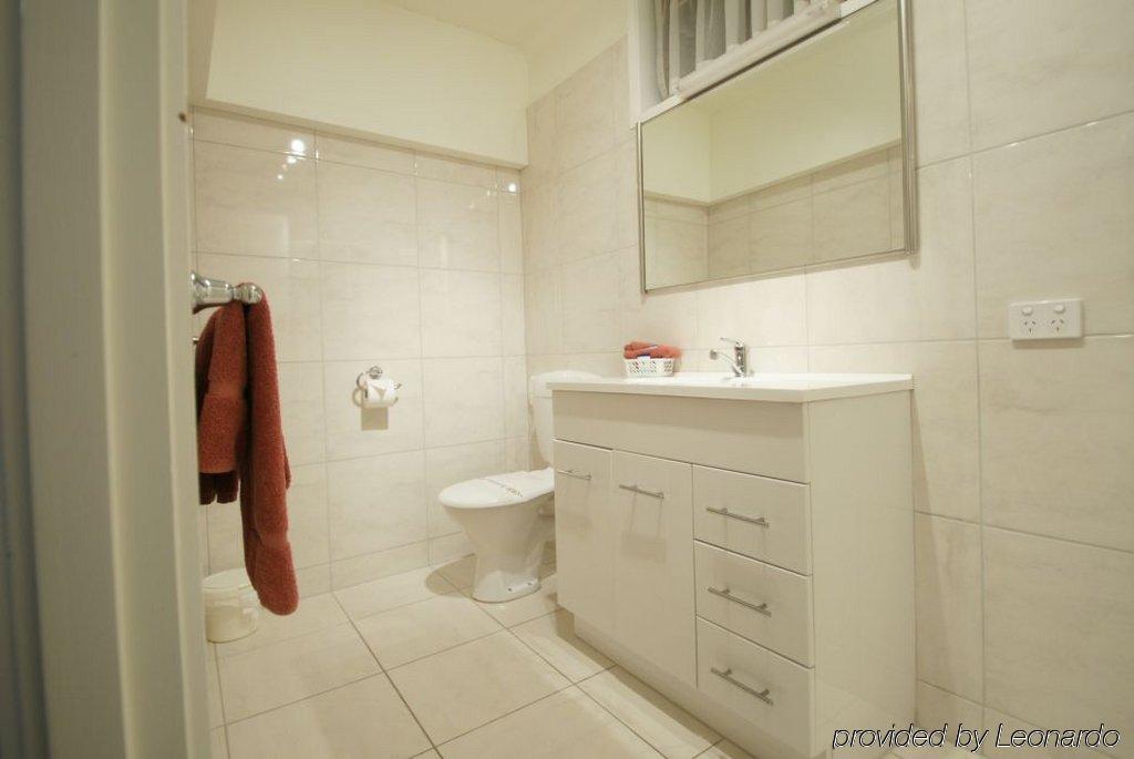 Edinburgh Motor Inn Варрагул Номер фото